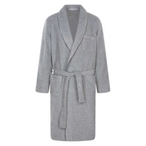 christian cane peignoir gris clair uni avec une coupe droite et une ceinture a la taille 2