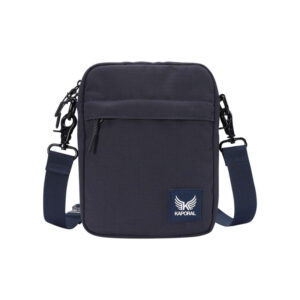 kaporal sacoche carree bleue marine unie zippee avec un petit patch logo a l avant