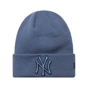 new era bonnet bleu en maille tricotee pourvu du logo de la marque a l avant