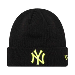 new era bonnet noir uni avec de la broderie jaune fluo a l avant sur le revers