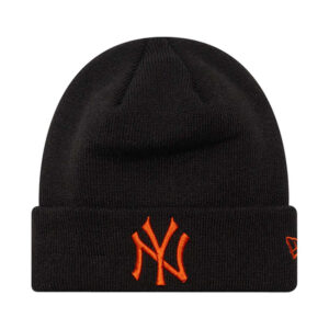 new era bonnet noir uni avec de la broderie rouille a l avant sur le revers